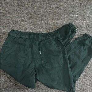Levi Women’s Green Jogger Pants